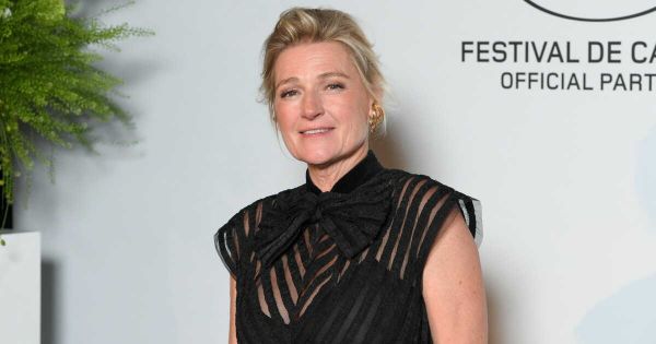 Anne-Elisabeth Lemoine moins présente dans C à vous à la rentrée ? Un de ses chroniqueurs devrait la remplacer
