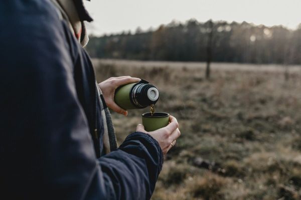 Il utilise le même thermos pendant 10 ans et finit par mourir dans d'atroces souffrances