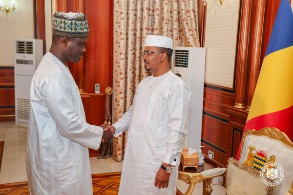 Tchad : Mahamat Idriss Deby reçoit en audience le secrétaire permanent de l'OHADA