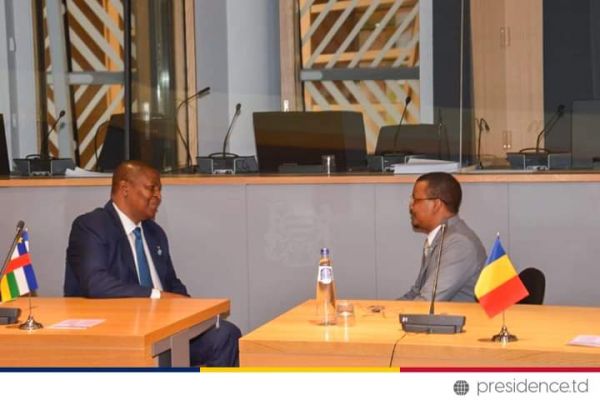 Tchad : Accord de paix historique entre la Centrafrique et deux groupes armés, sous l'égide du Maréchal Mahamat Idriss Deby