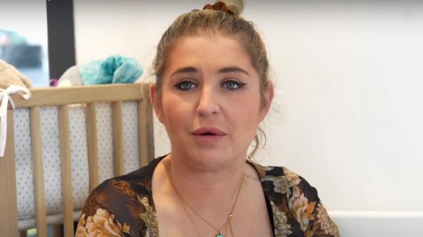 Star du X et mère de 9 enfants, Amandine Pellissard sans détour sur l'inceste : "Des attouchements”