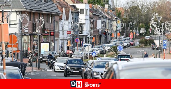 Fauché par une automobiliste nonagénaire le long de la chaussée de Bruxelles à Waterloo, un cycliste est entre la vie et la mort