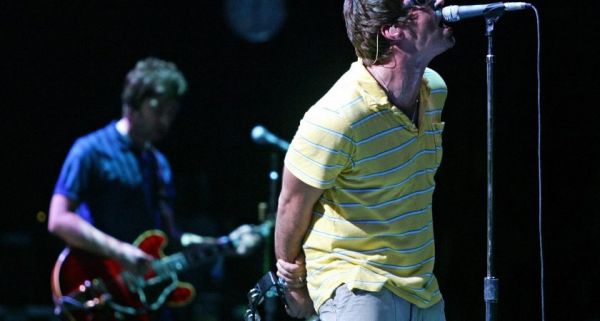 Coup d’envoi à Cardiff de la grande tournée de retour d’Oasis