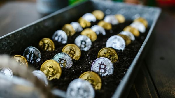 140.000 fois sa mise de départ: un utilisateur de bitcoin devient milliardaire en récupérant 20.000 unités achetées en 2011