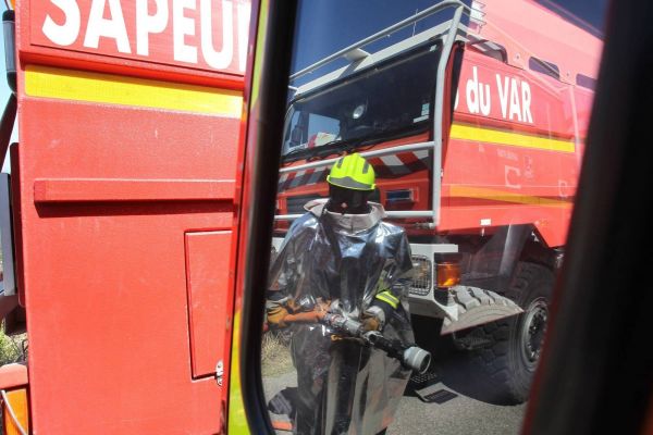 Premier départ de feu de l'été dans le golfe de Saint-Tropez