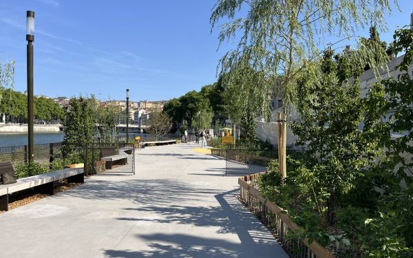 "La fin d'un cycle" : pas encore terminées, les terrasses de la Presqu'île en partie inaugurées