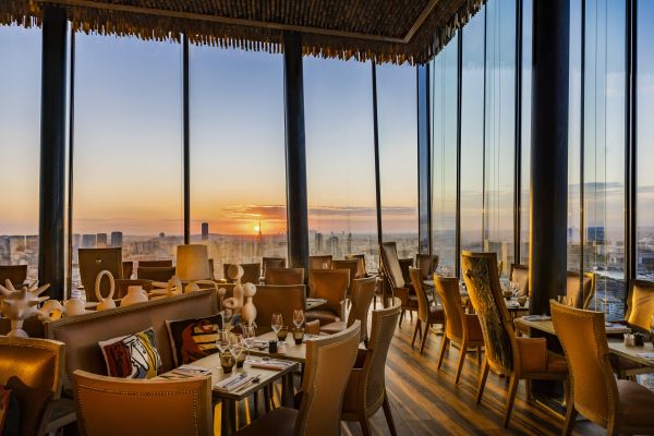 TOO Restaurant à Paris : une expérience panoramique unique en hauteur