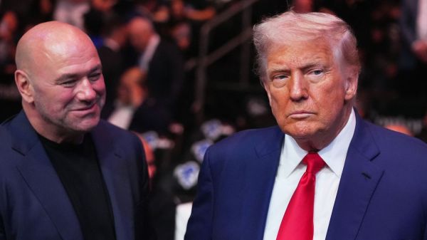 Un combat de MMA à la Maison Blanche : comment Donald Trump poursuit son flirt avec l'UFC