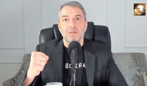 Xavier Moreau – Harcèlement téléphonique, Fin des livraisons d'armes