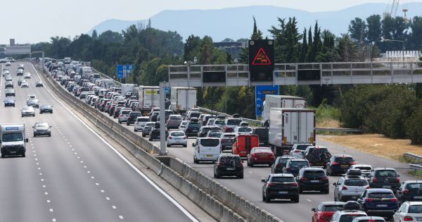 Circulation. Incendie, accident, caravane en feu... Plus de 40 km de bouchons cumulés sur l'A7