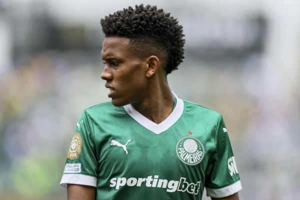 Estêvão espère se battre avec Lamine Yamal pour le Ballon d'or dans le futur