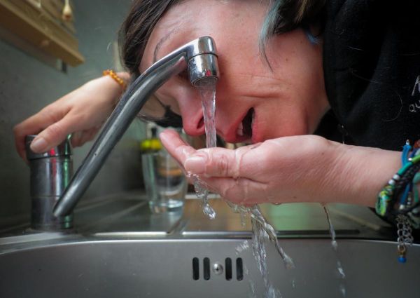 Pollution : l'eau du robinet interdite à la consommation dans quatre communes de la Meuse après des taux anormaux de PFAS