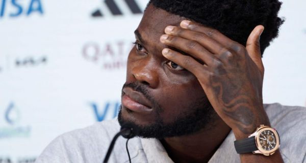 L’ex-footballeur d’Arsenal Thomas Partey inculpé pour viols au Royaume-Uni