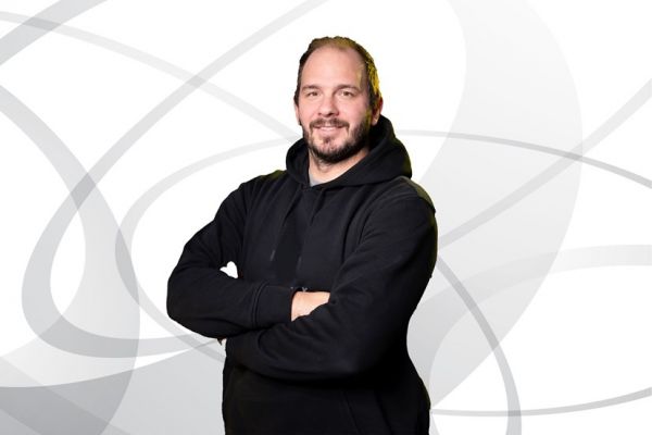 Mathias Joggi vise à terme la National League après ses débuts de coach à la tête de la relève suisse