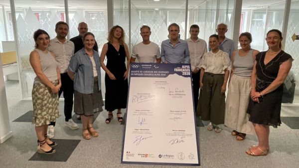 JO-2030 : Edgar Grospiron, patron du comité d'organisation, en visite à Marseille