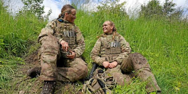 Au Danemark, le service militaire devient obligatoire pour les femmes
