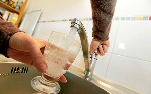 Polluants éternels : l'eau du robinet interdite à la consommation dans 16 communes du Grand Est