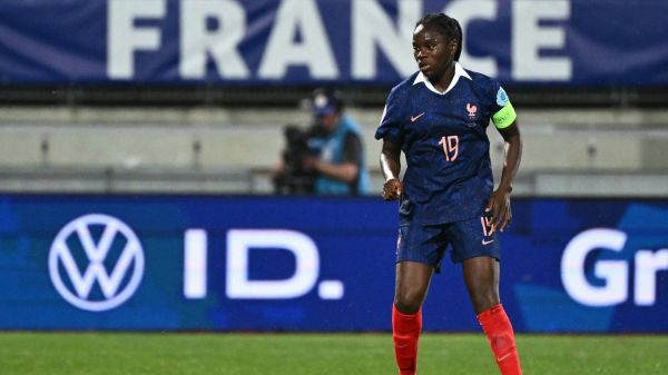 Euro 2025 : la capitaine des Bleues Griedge Mbock forfait pour l'entrée en lice de la France face à l'Angleterre