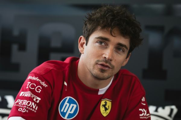 Formule 1: "Je ferai absolument tout pour rester chez Ferrari et ramener le titre"