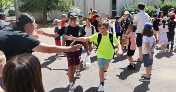 Dijon. « Mon maître va me manquer pendant les vacances, surtout ses blagues ! » : un dernier jour émouvant à l'école Petites-Roches