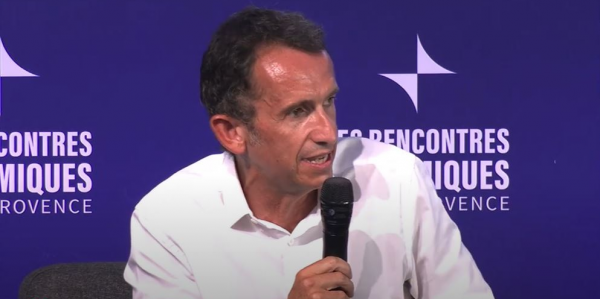 Rencontres d'Aix : « Laissons la consommation tranquille ! » lance Alexandre Bompard