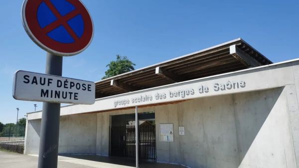 Un cake aux boulons découvert lors d'une kermesse dans une école primaire de Côte-d'Or