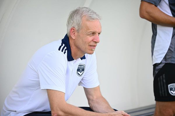 Un effectif tout neuf, l'étrange annonce de Bordeaux