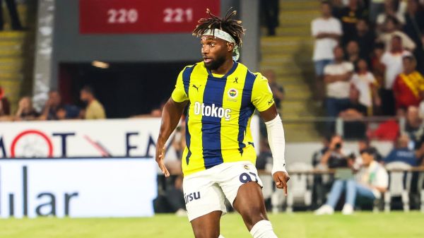 "On a essayé de me doper": Allan Saint-Maximim raconte ses grosses galères à Fenerbahçe... qui lui répond