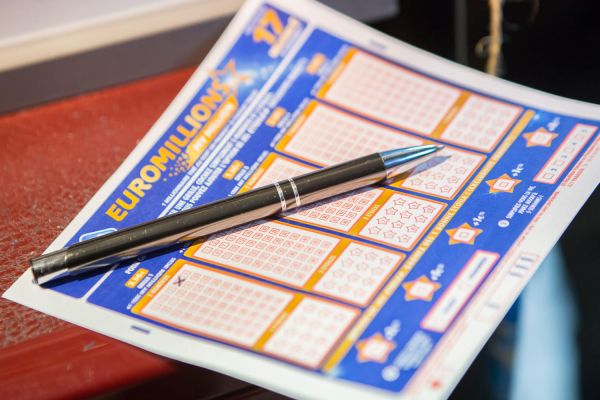 Résultat de l'EuroMillions (FDJ) : le tirage du vendredi 4 juillet 2025, 64 millions d'euros en jeu [EN LIGNE]