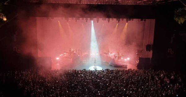 Lyon. Aux Nuits de Fourvière, le groove serein de Jorja Smith