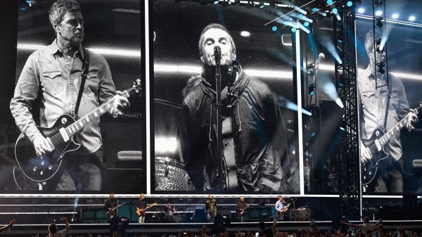 Pour son grand retour sur scène, le groupe Oasis a rendu hommage à Diogo Jota