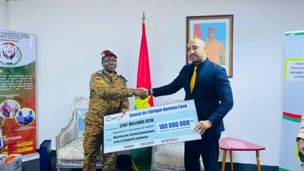 CIMAF fait don de 1.000 tonnes de ciment pour soutenir les efforts de logement humanitaire au Burkina Faso