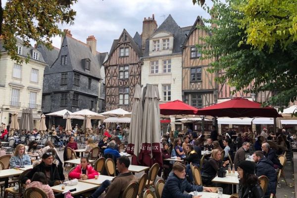 "Les loyers augmentent de 3% par an" : votre commune est-elle victime du surtourisme ?