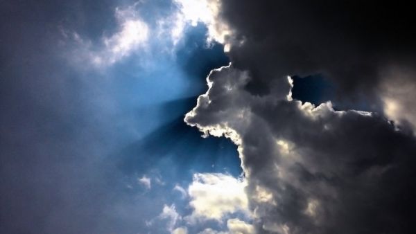 Vers la fin de la canicule en France ? Orages, pluies, retour progressif de la fraîcheur... les prévisions météo de ce week-end