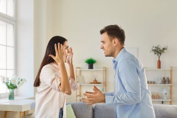 "Ma femme m'a volé en secret et la justice lui donne raison"