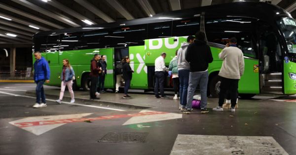 Transports. Face au prix du train trop élevé, de plus en plus de Français choisissent les "cars Macron"