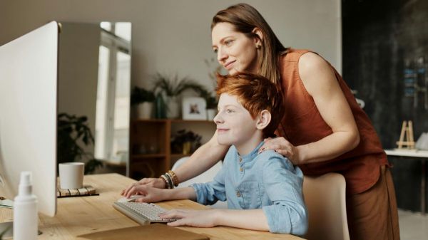 Scolarité: 52 % des mères de famille tirent un constat alarmant sur l'école