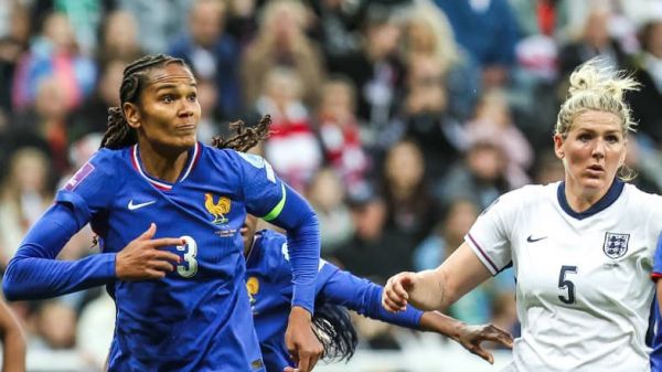 Euro féminin 2025: la France et l'Angleterre apprennent à vivre sans leurs légendes