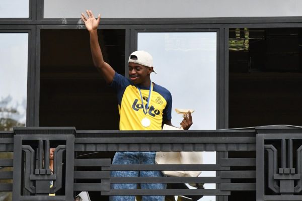 Mercato : Noah Sadiki passe de l'Union Saint-Gilloise à Sunderland, Jonathan Burkardt de Mayence à l'Eintracht Francfort