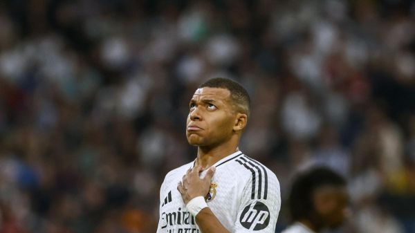 Xabi Alonso garde le suspense sur la titularisation de Mbappé