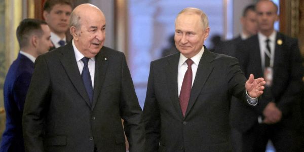 La diplomatie algérienne, à l'aise dans les tensions internationales