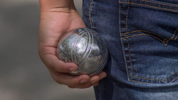 iPhone: cette application met fin aux disputes durant vos parties de pétanque