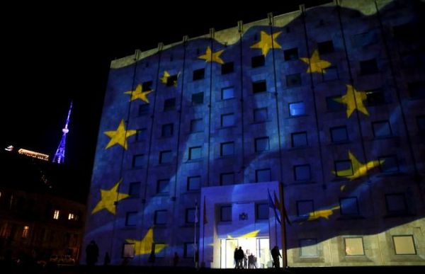 Tentatives de recadrage idéologique : ces 14 États membres qui refusent le chantage budgétaire de la Commission de Bruxelles