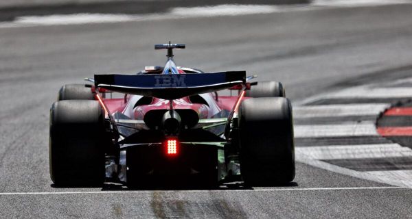GP de Grande-Bretagne : Leclerc signe le meilleur temps des EL3, Piastri et Verstappen dans le match