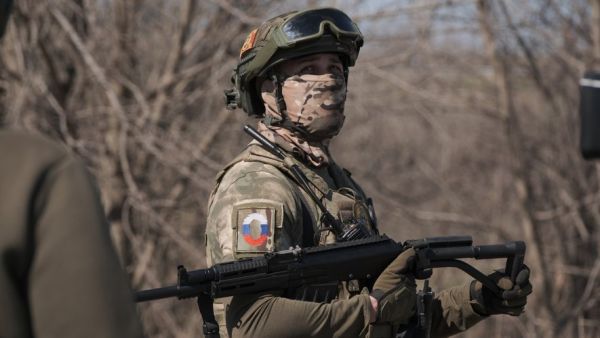 Guerre en Ukraine : "La Russie tente de légaliser la présence de contingents militaires étrangers"... Des soldats laotiens bientôt engagés aux côtés des Russes, affirme Kyiv