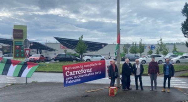 Action BDS boycott Carrefour complice de la colonisation israélienne de la Palestine à Pau