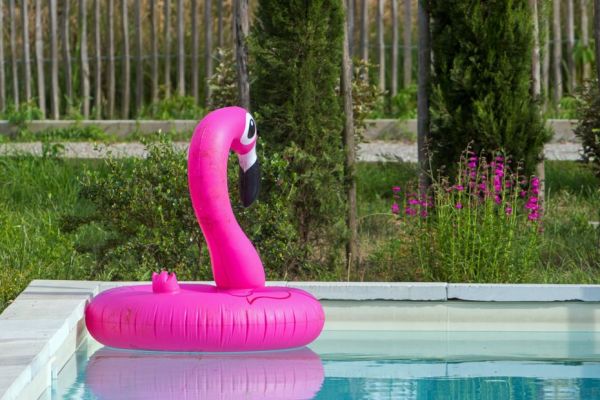 Noyade d'un jeune garçon de trois ans dans la piscine familiale