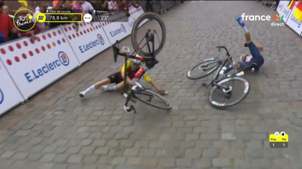 Au Tour de France, la chute totalement improbable de Benjamin Thomas et Mattéo Vercher alors échappés