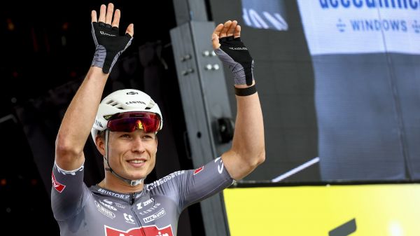 Tour de France 2025: le classement général des coureurs et des équipes après la 1ere étape