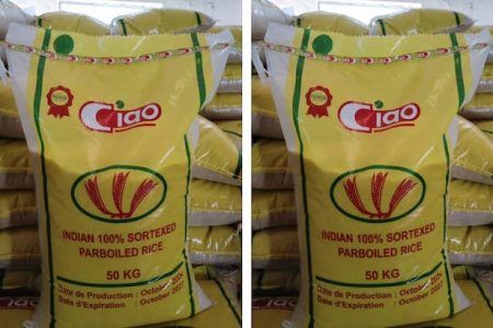 Le Groupe CIAO annonce une stabilité remarquable des prix du riz en Guinée, offrant un soulagement aux consommateurs